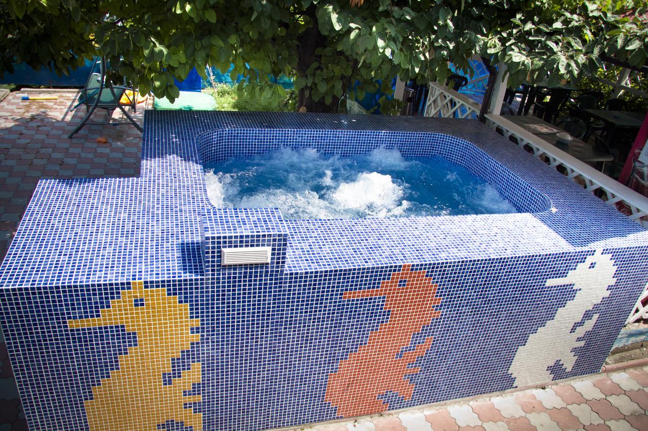 Blue Lagoon Костинешти Экстерьер фото